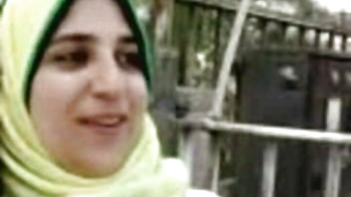 پرجوش روسی جنسی اک جوان لڑکی تے اک لڑکے دے نال
